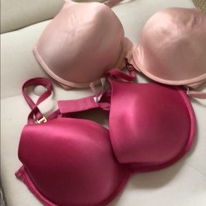 2 VS Bras - excellent condition